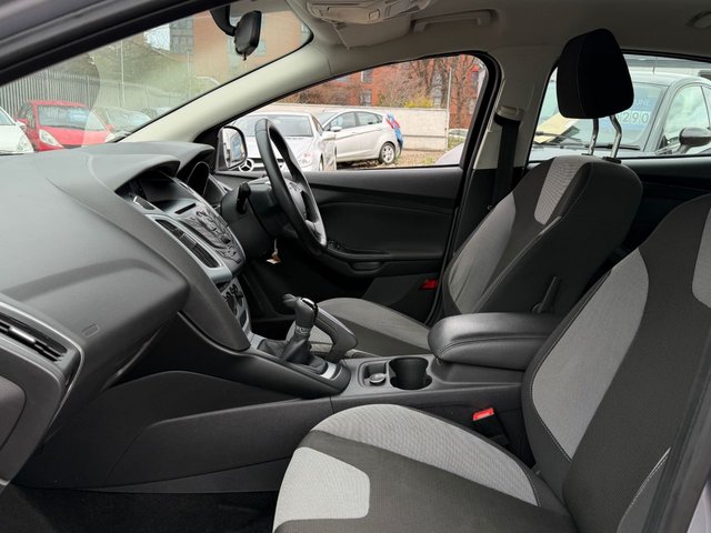 2011 FORD FOCUS - Photo 9
