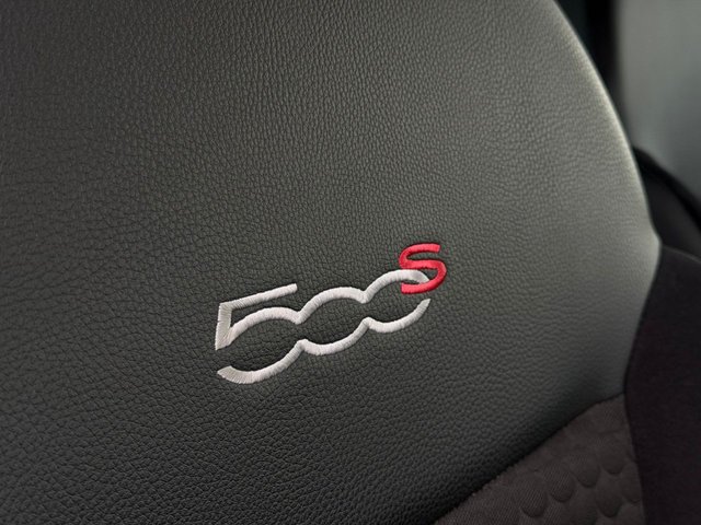2013 FIAT 500 - Photo 11