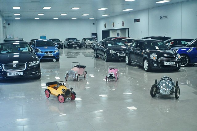 2015 1 SERIES 2.0 116D SPORT HATCHBACK 5DR DIESEL MANUAL EURO 5 S S 116... photo