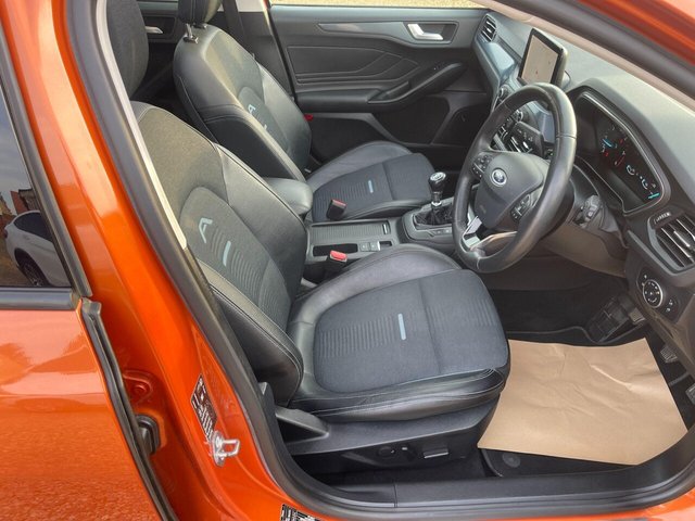 2019 FORD FOCUS - Photo 7