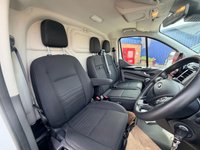 USED 2023 73 FORD TRANSIT CUSTOM 2.0 300 EcoBlue Limited Panel Van 5dr Diesel Manual L2 H1 Euro 6 (s/s) (130 ps) Park Asistance