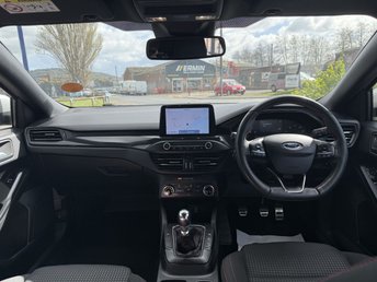 View our FORD FOCUS
