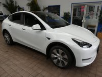USED 2023 23 TESLA MODEL Y (Dual Motor) Long Range SUV 5dr Electric Auto 4WDE (384 bhp) SUNROOF SAT NAV CARPLAY LEATHER HEATED SEATS CRUISE CONTROL REAR VIEW CAMERA 1 OWNER SERVICE HISTORY WARRANTY