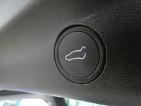 USED 2023 23 TESLA MODEL Y (Dual Motor) Long Range SUV 5dr Electric Auto 4WDE (384 bhp) SUNROOF SAT NAV CARPLAY LEATHER HEATED SEATS CRUISE CONTROL REAR VIEW CAMERA 1 OWNER SERVICE HISTORY WARRANTY