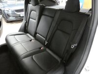 USED 2023 23 TESLA MODEL Y (Dual Motor) Long Range SUV 5dr Electric Auto 4WDE (384 bhp) SUNROOF SAT NAV CARPLAY LEATHER HEATED SEATS CRUISE CONTROL REAR VIEW CAMERA 1 OWNER SERVICE HISTORY WARRANTY