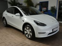 USED 2023 23 TESLA MODEL Y (Dual Motor) Long Range SUV 5dr Electric Auto 4WDE (384 bhp) SUNROOF SAT NAV LEATHER HEATED SEATS CRUISE CONTROL REAR VIEW CAMERA 1 OWNER SERVICE HISTORY WARRANTY