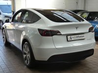 USED 2023 23 TESLA MODEL Y (Dual Motor) Long Range SUV 5dr Electric Auto 4WDE (384 bhp) SUNROOF SAT NAV LEATHER HEATED SEATS CRUISE CONTROL REAR VIEW CAMERA 1 OWNER SERVICE HISTORY WARRANTY