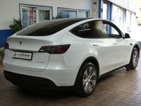 USED 2023 23 TESLA MODEL Y (Dual Motor) Long Range SUV 5dr Electric Auto 4WDE (384 bhp) SUNROOF SAT NAV LEATHER HEATED SEATS CRUISE CONTROL REAR VIEW CAMERA 1 OWNER SERVICE HISTORY WARRANTY