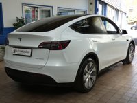 USED 2023 23 TESLA MODEL Y (Dual Motor) Long Range SUV 5dr Electric Auto 4WDE (384 bhp) SUNROOF SAT NAV LEATHER HEATED SEATS CRUISE CONTROL REAR VIEW CAMERA 1 OWNER SERVICE HISTORY WARRANTY