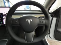 USED 2023 23 TESLA MODEL Y (Dual Motor) Long Range SUV 5dr Electric Auto 4WDE (384 bhp) SUNROOF SAT NAV LEATHER HEATED SEATS CRUISE CONTROL REAR VIEW CAMERA 1 OWNER SERVICE HISTORY WARRANTY