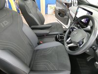 USED 2022 72 VOLKSWAGEN ID.5 Pro 77kWh Style SUV 5dr Electric Auto (174 ps) SUNROOF SAT NAV PART LEATHER INTERIOR HEATED SEATS CRUISE CONTROL PARKING SENSOR 1 OWNER SERVICE HISTORY  WARRANTY
