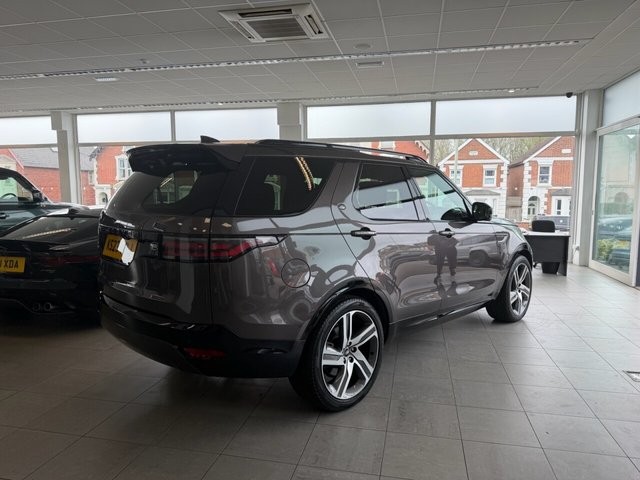 View our LAND ROVER DISCOVERY