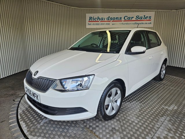 2016 SKODA FABIA - Photo 3