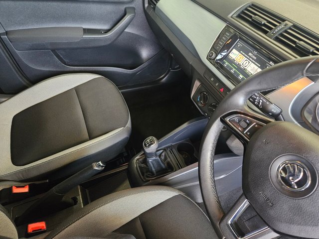2016 SKODA FABIA - Photo 7