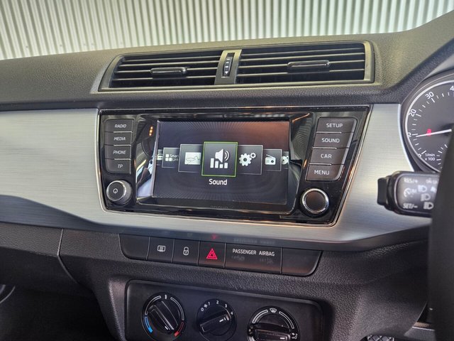 2016 SKODA FABIA - Photo 11