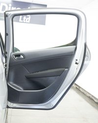 USED 2008 08 PEUGEOT 308 2.0 HDi FAP SE 5dr Panoramic Roof
