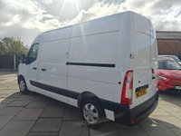 USED 2022 72 RENAULT MASTER 2.3 dCi 35 Business+ Panel Van 4dr Diesel Manual FWD MWB Medium Roof Euro 6 (135 ps) 