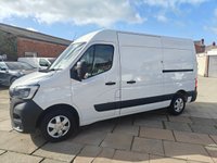 USED 2022 72 RENAULT MASTER 2.3 dCi 35 Business+ Panel Van 4dr Diesel Manual FWD MWB Medium Roof Euro 6 (135 ps) 
