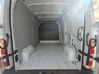 USED 2022 72 RENAULT MASTER 2.3 dCi 35 Business+ Panel Van 4dr Diesel Manual FWD MWB Medium Roof Euro 6 (135 ps) 