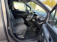 VAUXHALL COMBO — thumbnail 31 of 51