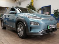 USED 2020 69 HYUNDAI KONA 64kWh Premium SE SUV 5dr Electric Auto (7kW Charger) (204 ps) SAT NAV CARPLAY REAR VIEW CAMERA CRUISE CONTROL HEATED SEATS HEATED STEERING WHEEL PARKING SENSORS LOW MILEAGE 3 OWNERS SERVICE HISTORY