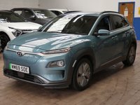 USED 2020 69 HYUNDAI KONA 64kWh Premium SE SUV 5dr Electric Auto (7kW Charger) (204 ps) SAT NAV CARPLAY REAR VIEW CAMERA CRUISE CONTROL HEATED SEATS HEATED STEERING WHEEL PARKING SENSORS LOW MILEAGE 3 OWNERS SERVICE HISTORY