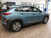 USED 2020 69 HYUNDAI KONA 64kWh Premium SE SUV 5dr Electric Auto (7kW Charger) (204 ps) SAT NAV CARPLAY REAR VIEW CAMERA CRUISE CONTROL HEATED SEATS HEATED STEERING WHEEL PARKING SENSORS LOW MILEAGE 3 OWNERS SERVICE HISTORY