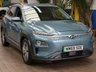 USED 2020 69 HYUNDAI KONA 64kWh Premium SE SUV 5dr Electric Auto (7kW Charger) (204 ps) SAT NAV CARPLAY REAR VIEW CAMERA CRUISE CONTROL HEATED SEATS HEATED STEERING WHEEL PARKING SENSORS LOW MILEAGE 3 OWNERS SERVICE HISTORY