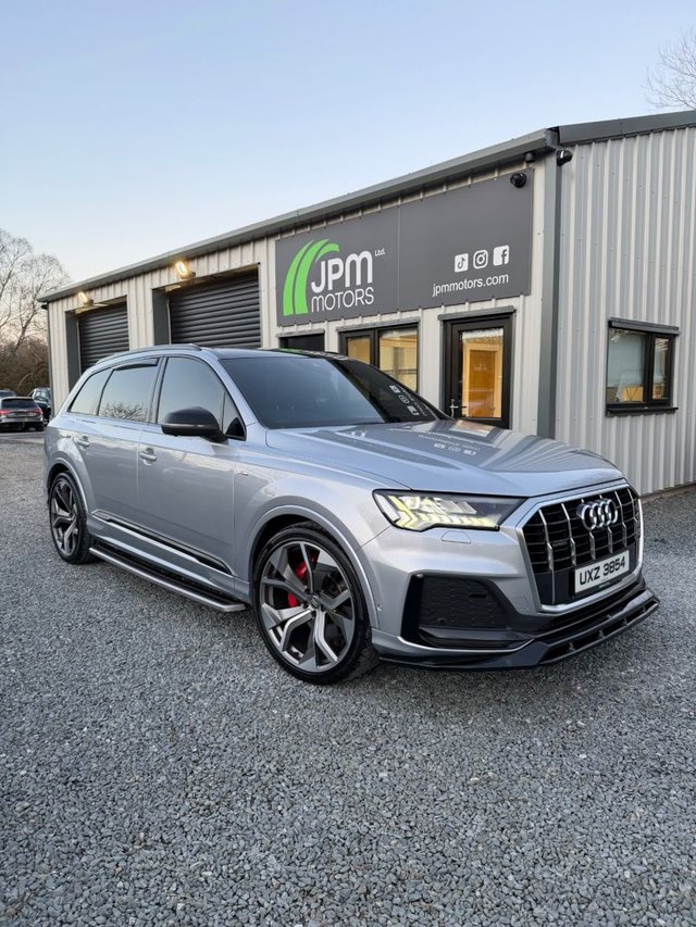 View our AUDI Q7