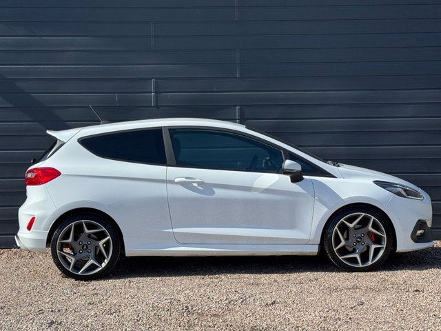 2020 FORD FIESTA - Photo 9