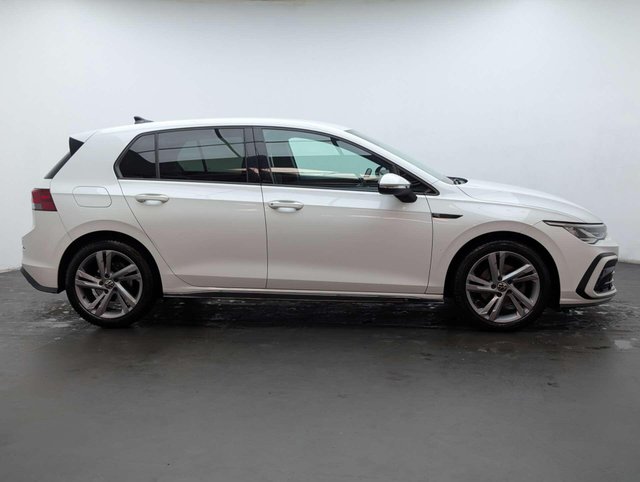 USED 2022 22 VOLKSWAGEN GOLF 1.5 Golf R-Line TSi 5dr CLICK & COLLECT/ HOME DELIVERY