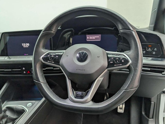 USED 2022 22 VOLKSWAGEN GOLF 1.5 Golf R-Line TSi 5dr CLICK & COLLECT/ HOME DELIVERY
