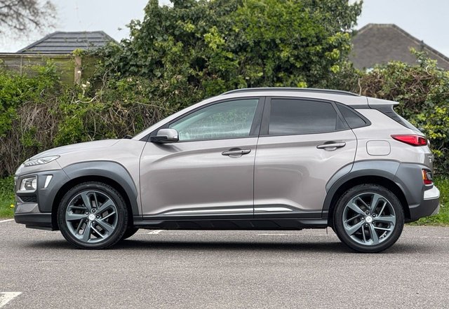 View our HYUNDAI KONA