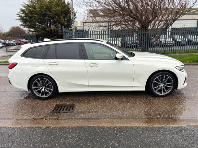 2021 BMW 3 SERIES - Photo 5