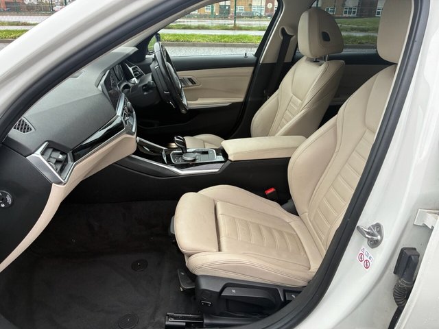 2021 BMW 3 SERIES - Photo 9