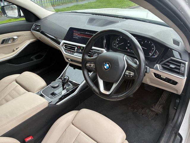 2021 BMW 3 SERIES - Photo 12