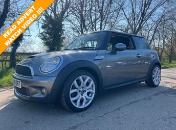 2009 MINI HATCH
