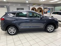 USED 2020 70 HYUNDAI TUCSON 1.6 CRDi MHEV SE Nav SUV 5dr Diesel Hybrid DCT Euro 6 (s/s) (136 ps) DARK KNIGHT / AUTOMATIC / DIESEL HYBRID / REVERSING CAMERA / REAR SENSORS / TOUCHSCREEN APPLE CARPLAY & ANDROID AUTO / LANE CONTROL / POWERFOLD MIRRORS / CRUISE CONTROL