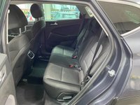 USED 2020 70 HYUNDAI TUCSON 1.6 CRDi MHEV SE Nav SUV 5dr Diesel Hybrid DCT Euro 6 (s/s) (136 ps) DARK KNIGHT / AUTOMATIC / DIESEL HYBRID / REVERSING CAMERA / REAR SENSORS / TOUCHSCREEN APPLE CARPLAY & ANDROID AUTO / LANE CONTROL / POWERFOLD MIRRORS / CRUISE CONTROL