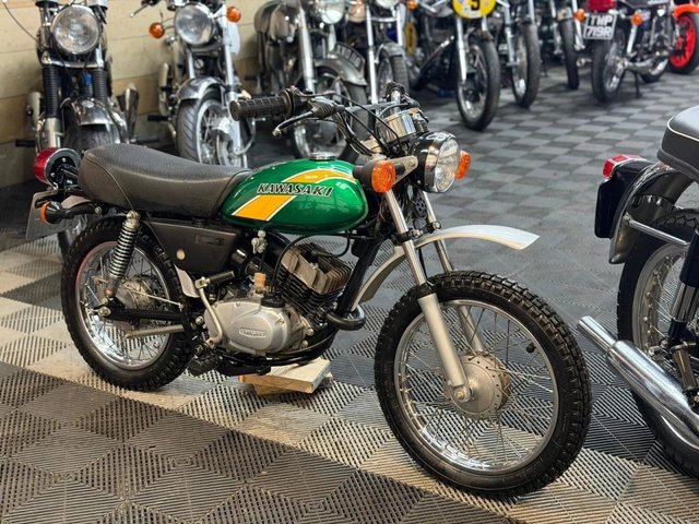 View our KAWASAKI KM90