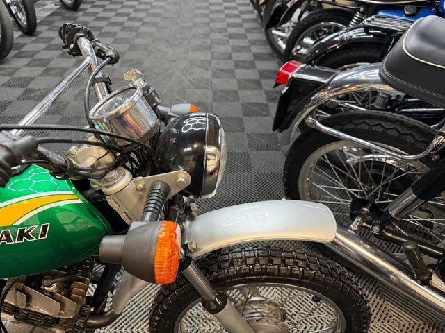 View our KAWASAKI KM90