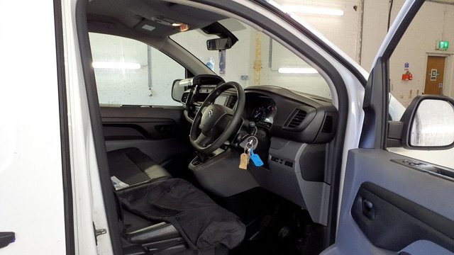 2020 CITROEN DISPATCH - Photo 11