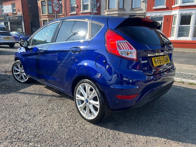 2017 FORD FIESTA - Photo 6