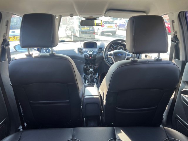 2017 FORD FIESTA - Photo 10