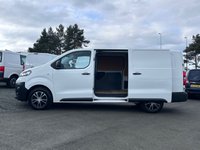 USED 2021 21 VAUXHALL VIVARO 1.5 Turbo D 2900 Dynamic Panel Van 6dr Diesel Manual L2 H1 Euro 6 (s/s) (100 ps) SENSORS/3 SEATS/BLUETOOTH/EURO 6