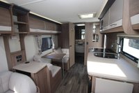 USED 2020 COACHMAN VIP 520 3 Berth Side Dinette Conversion