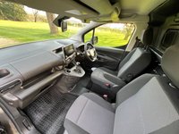 USED 2022 71 VAUXHALL COMBO 1.5 Turbo D 2000 Elite Panel Van 4dr Diesel Manual L1 H1 Euro 6 (100 ps) # 1 OWNER # FSH # EURO 6 #