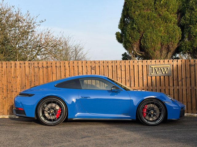 View our PORSCHE 911
