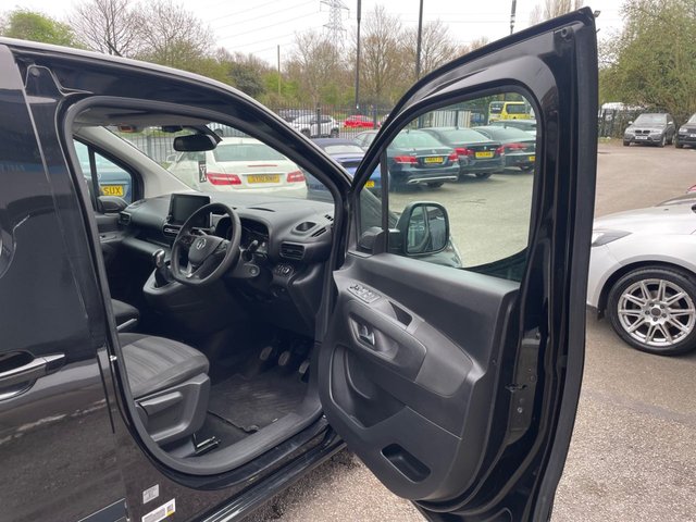 2021 VAUXHALL COMBO LIFE - Photo 9