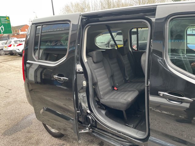 2021 VAUXHALL COMBO LIFE - Photo 12